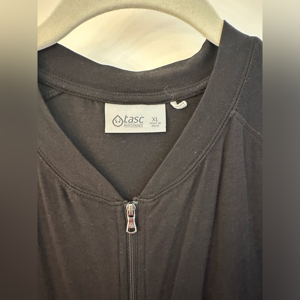 Tasc zipped cotton sweatshirt - Picture 2 of 3